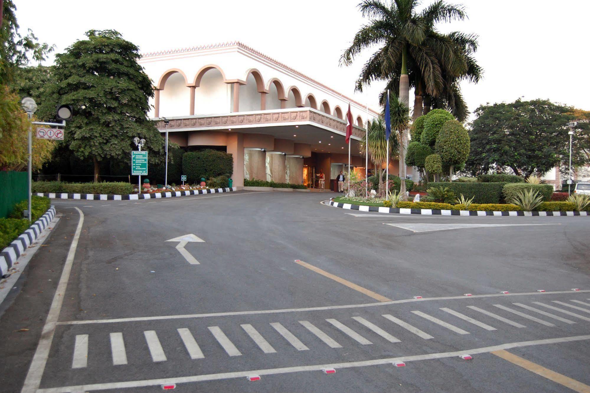 奥兰卡巴拉玛国际迎宾酒店-Itc 酒店集团 奥兰加巴德 外观 照片